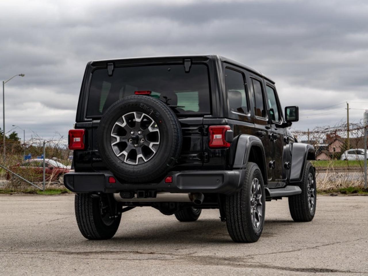 2025 Jeep Wrangler Sahara Photo