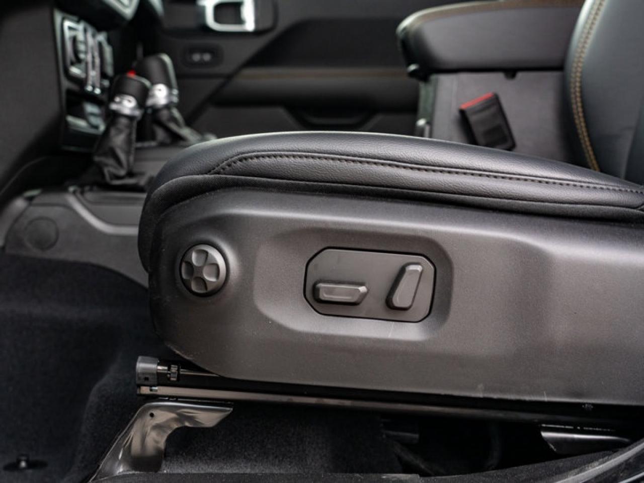 2025 Jeep Wrangler Sahara Photo