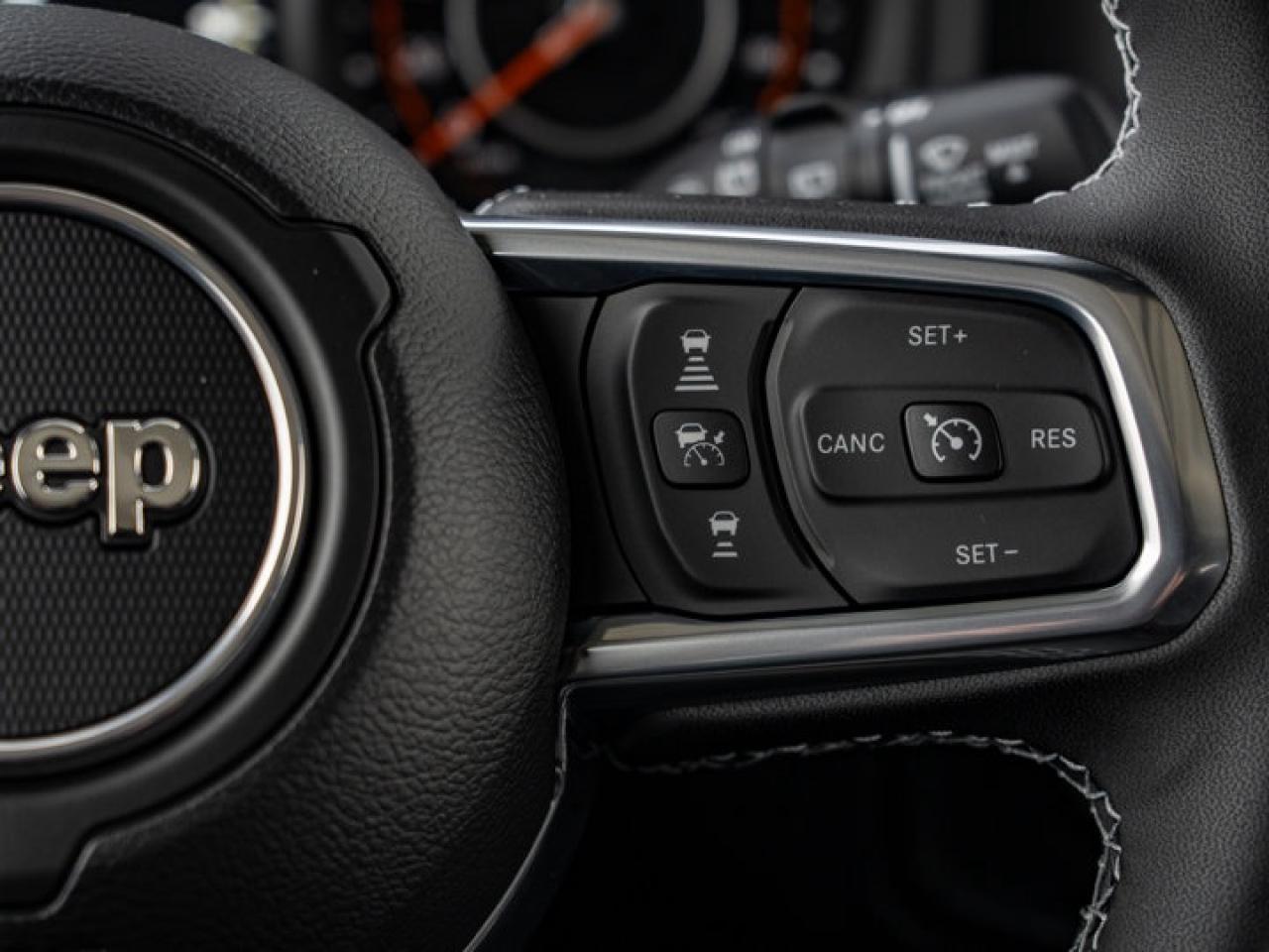 2025 Jeep Wrangler Sahara Photo