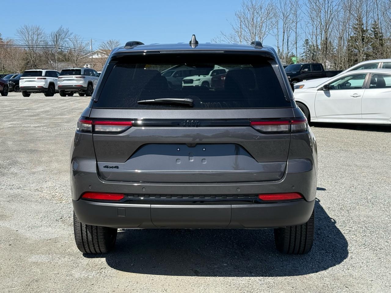 2025 Jeep Grand Cherokee ALTITUDE 4X4 Photo26
