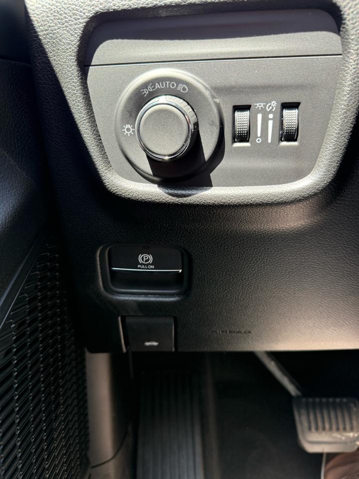 2025 Jeep Grand Cherokee ALTITUDE 4X4 Photo32