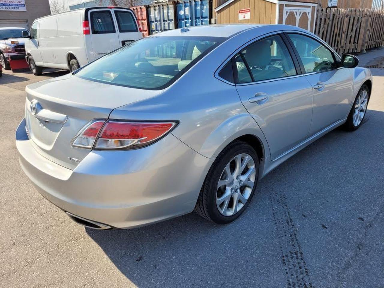 2009 Mazda MAZDA6 s Grand Touring Photo2