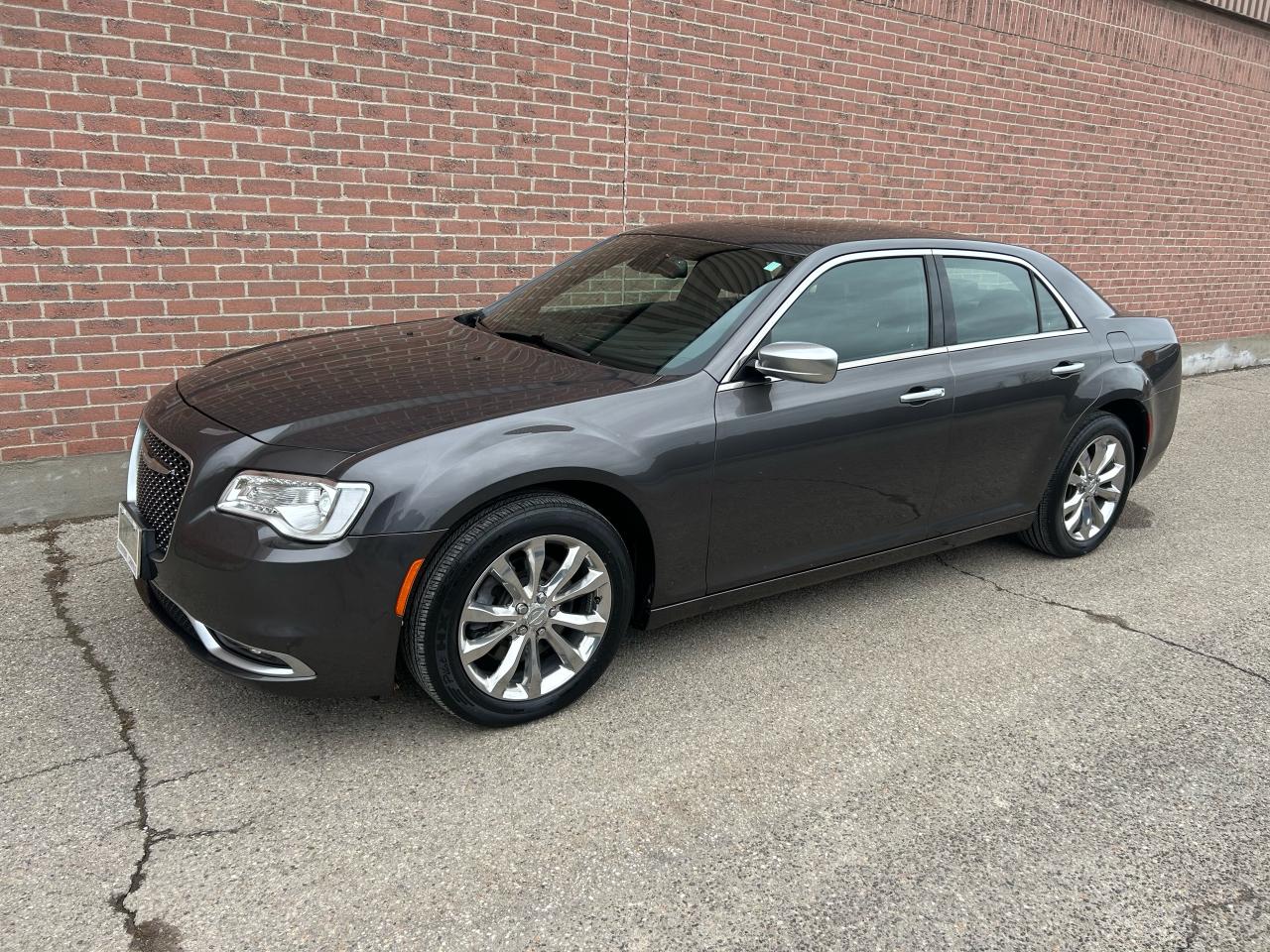 Used 2015 Chrysler 300 300C Platinum for sale in Ajax, ON