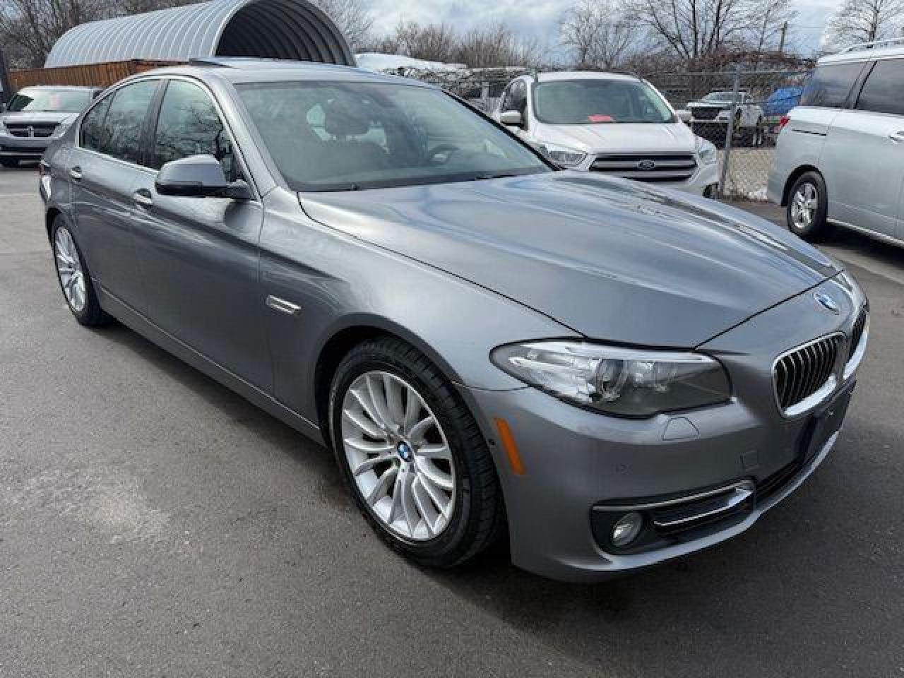 2014 BMW 5 Series 4dr Sdn 528i xDrive AWD Photo2