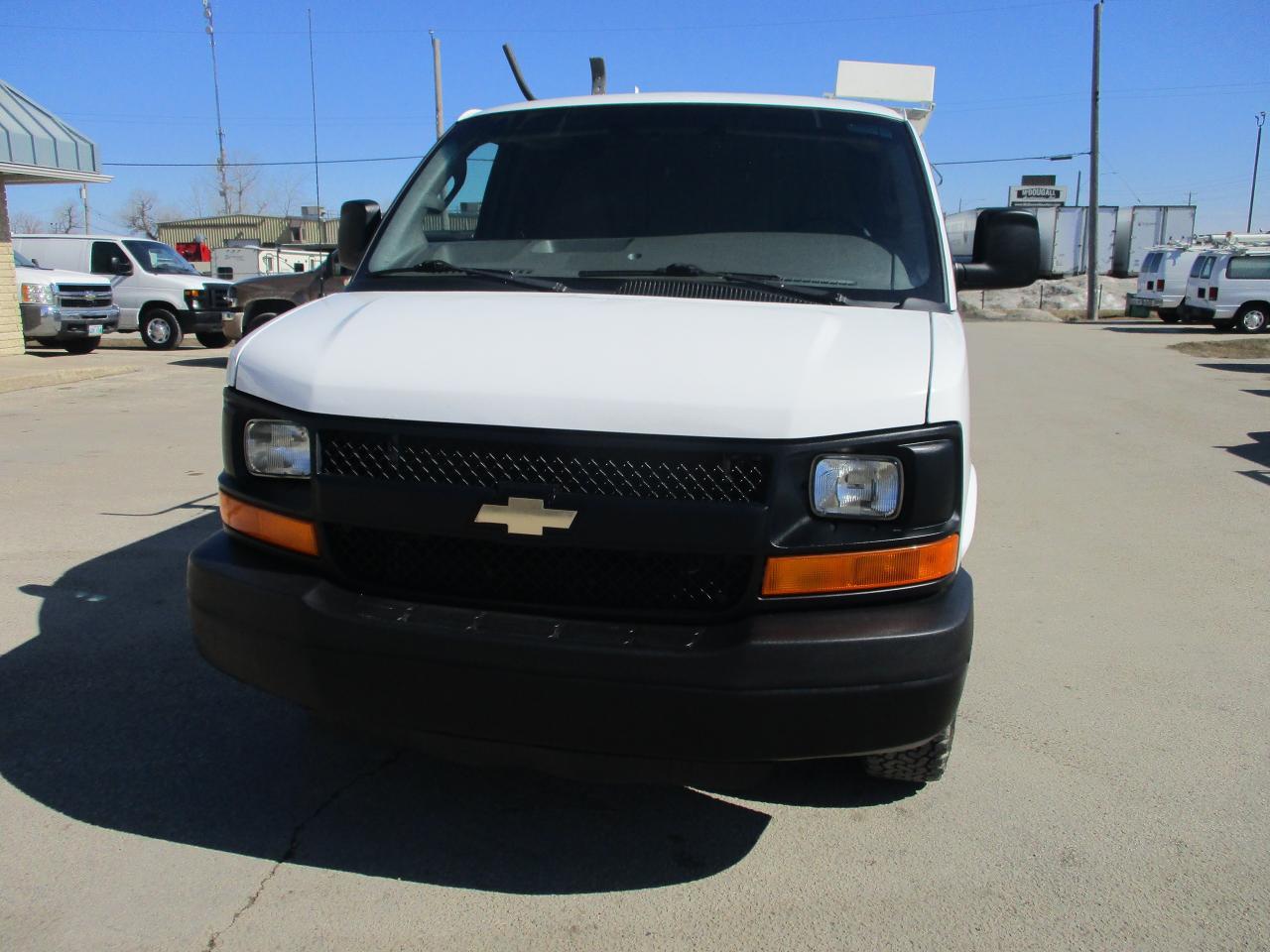 2016 Chevrolet Express Cargo Van  - Photo #3