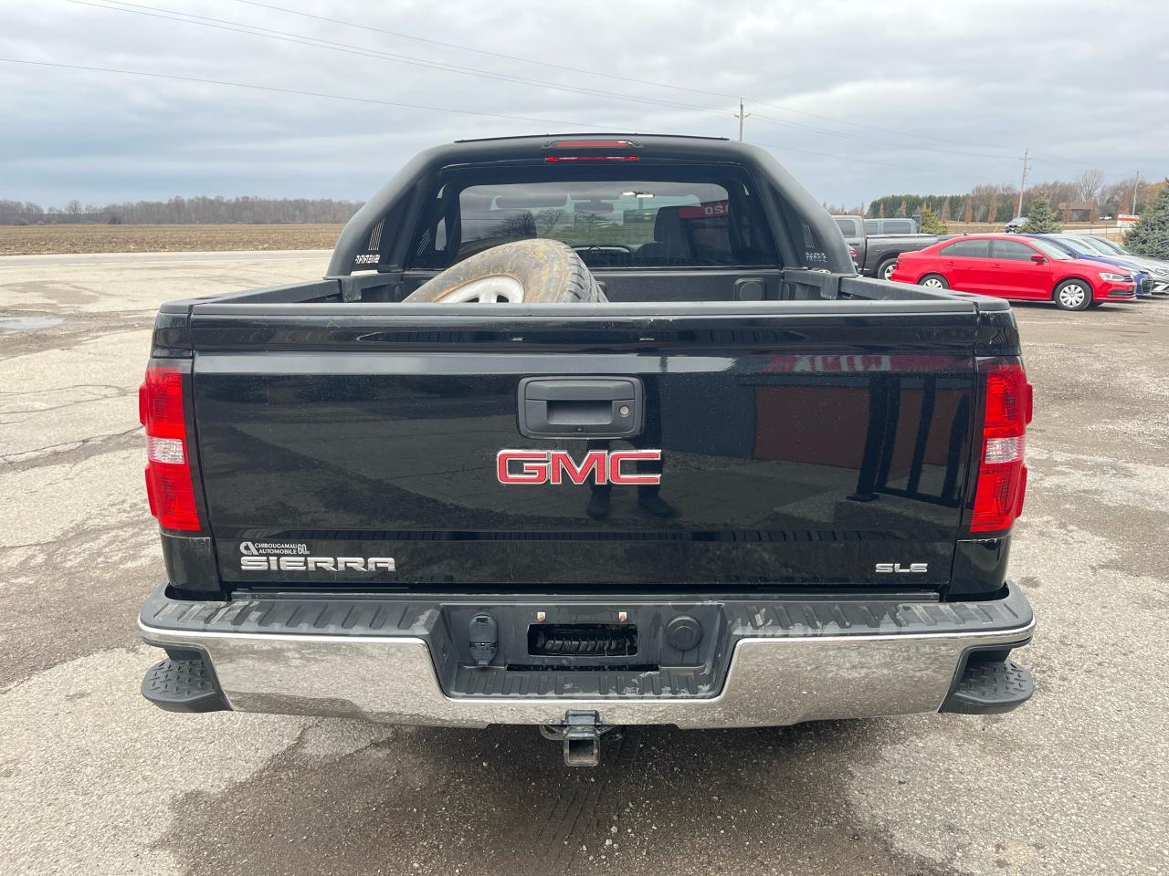 2018 GMC Sierra 1500 SLE | Heated Bucket Seats | Backup Camera | Bluetooth - Photo #4