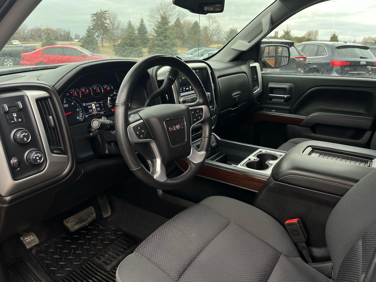 2018 GMC Sierra 1500 SLE | Heated Bucket Seats | Backup Camera | Bluetooth - Photo #9
