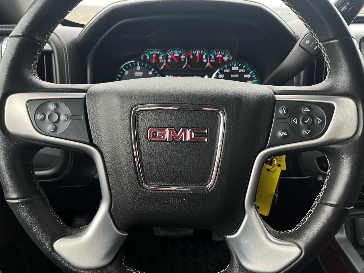 2018 GMC Sierra 1500 SLE | Heated Bucket Seats | Backup Camera | Bluetooth - Photo #16