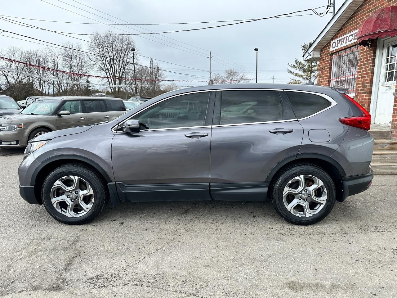 2018 Honda CR-V EX-L AWD HTD LTHR Sunroof CarPlay XM BackupCam Photo2
