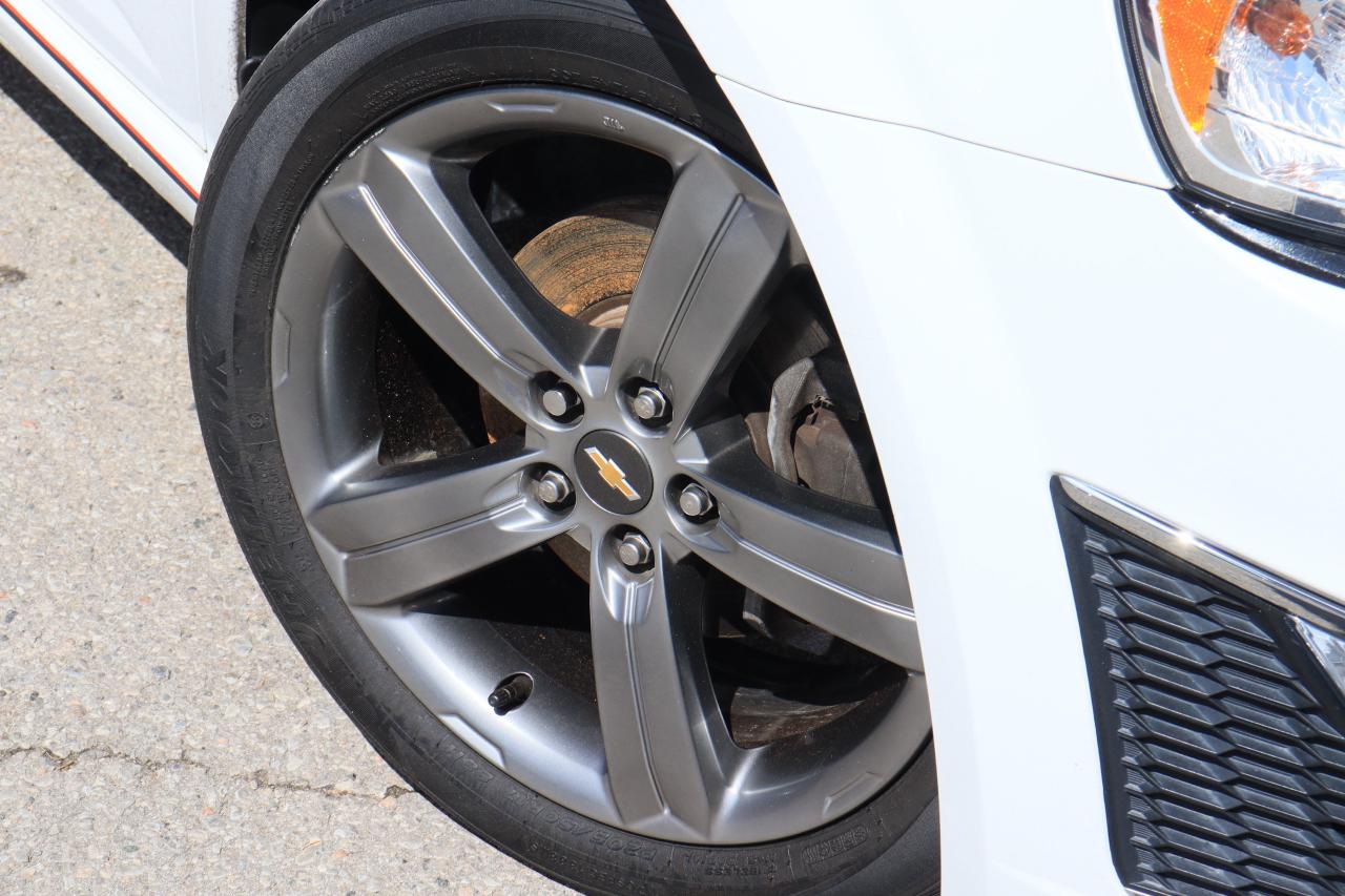 2016 Chevrolet Sonic RS | Auto | Leather | Sunroof | Alloys | Cam ++ Photo12