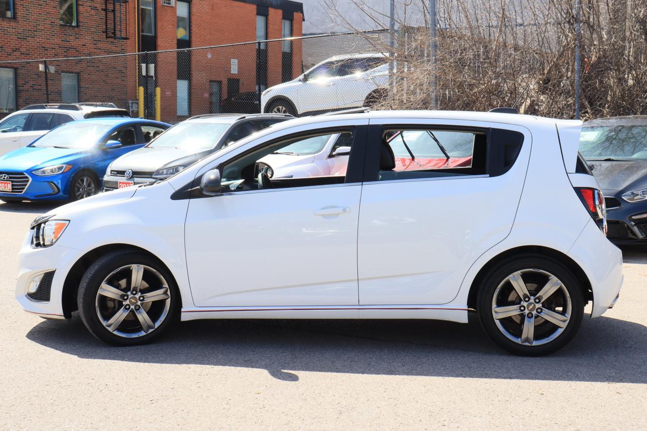 2016 Chevrolet Sonic RS | Auto | Leather | Sunroof | Alloys | Cam ++ Photo6