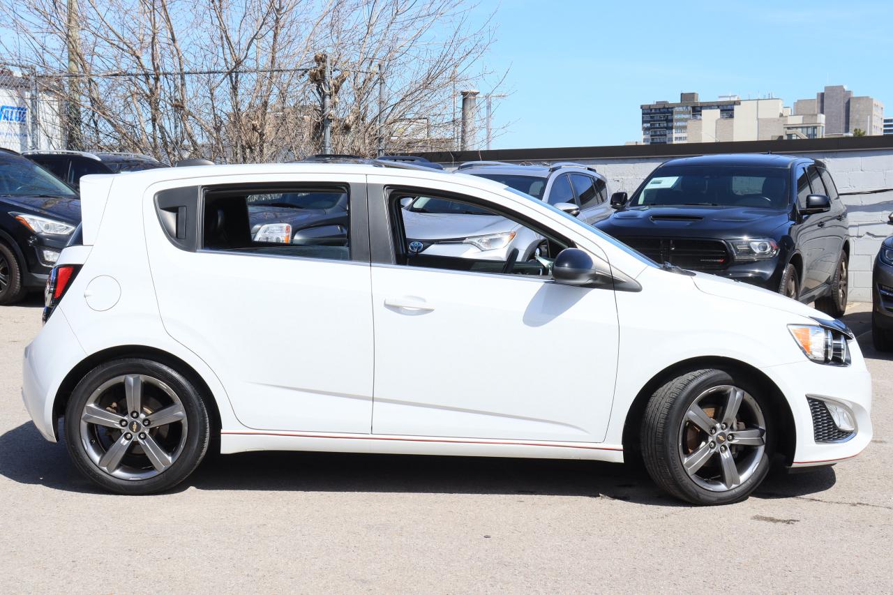 2016 Chevrolet Sonic RS | Auto | Leather | Sunroof | Alloys | Cam ++ Photo10