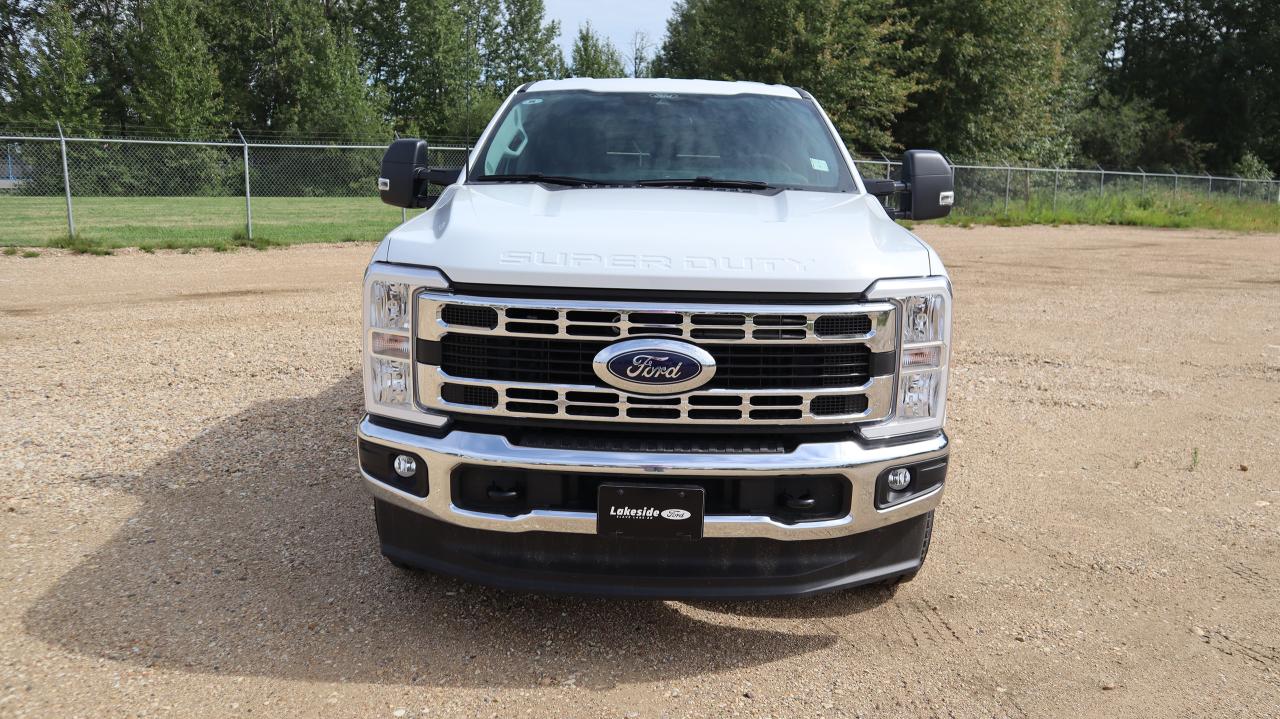 2025 Ford F-350 Super Duty SRW XLT Photo