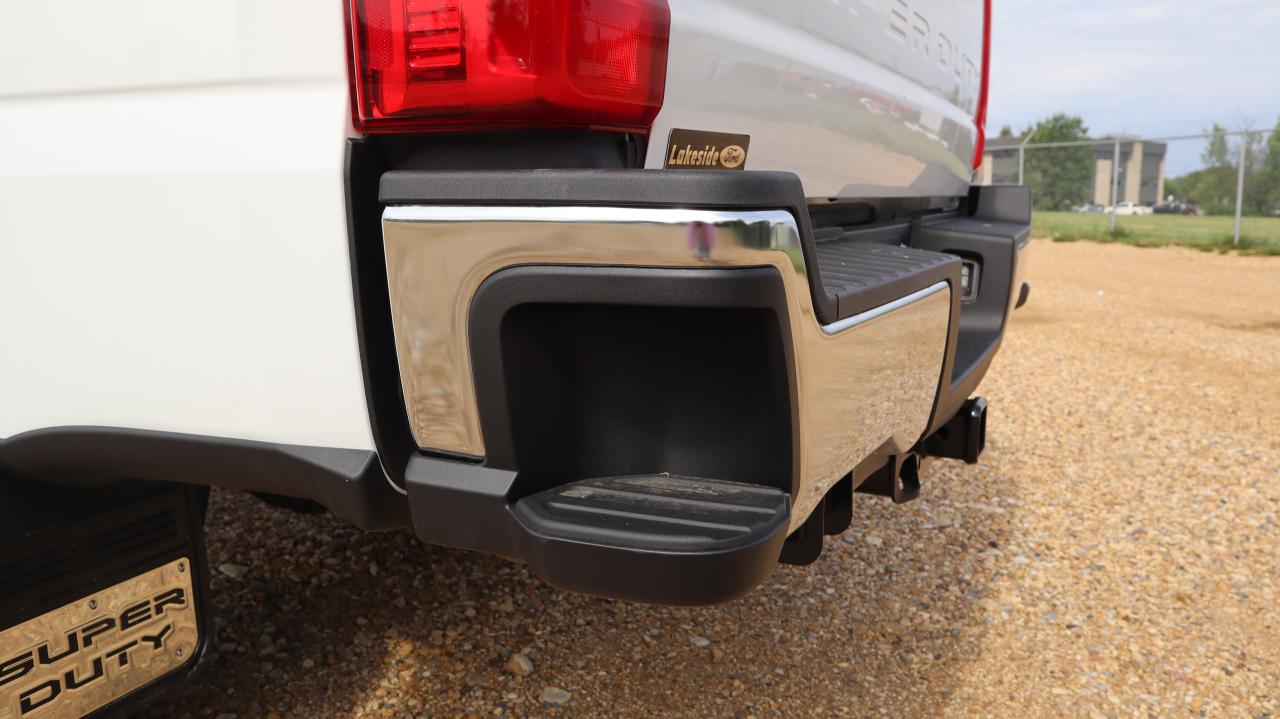 2025 Ford F-350 Super Duty SRW XLT Photo5
