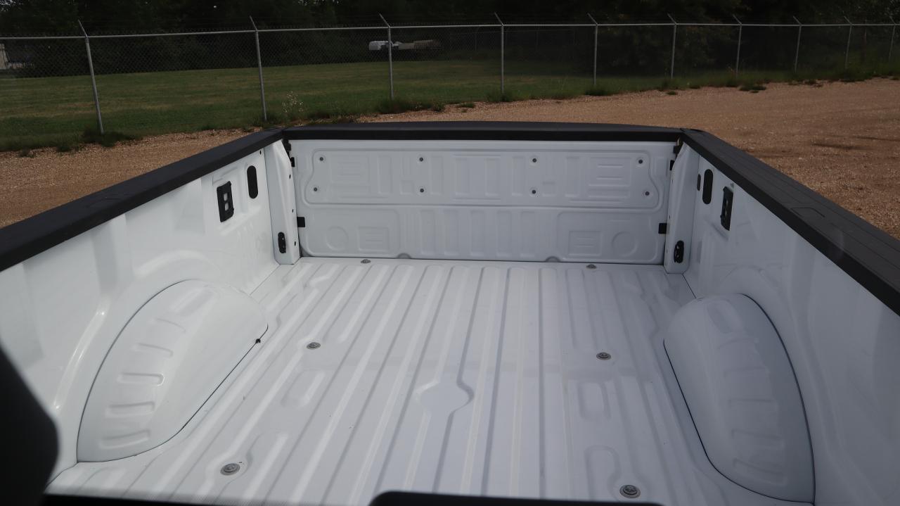 2025 Ford F-350 Super Duty SRW XLT Photo5