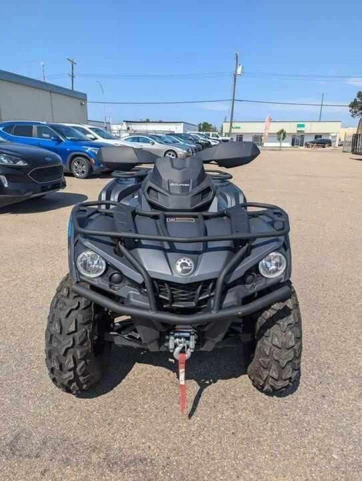 2022 Can-Am Outlander 570 XT DPS $88 B/W - Photo #7