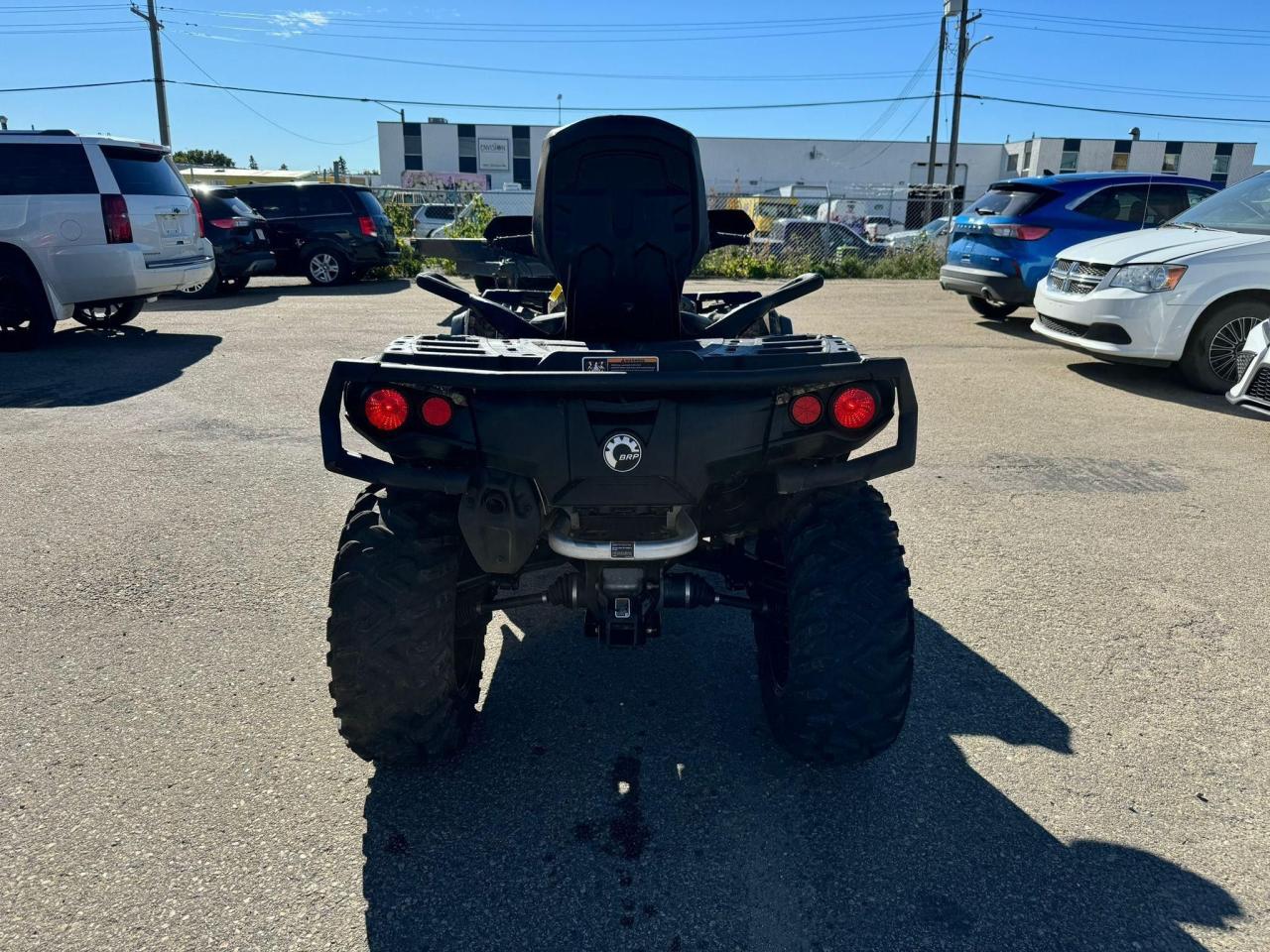 2021 Can-Am Outlander 800 X XT $103 B/W - Photo #8