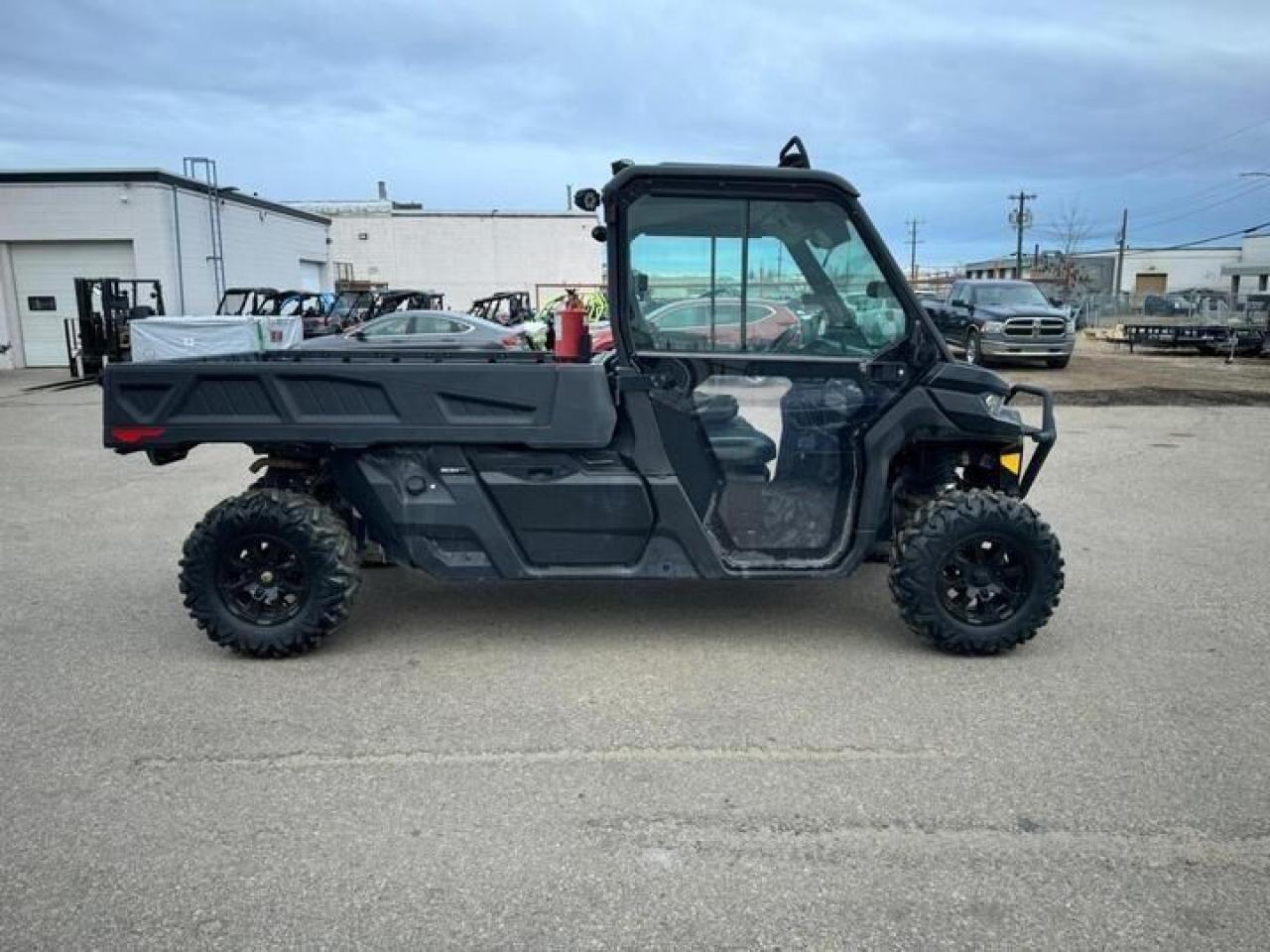 2020 Can-Am DEFENDER XT CAB HD10 $129 B/W - Photo #5