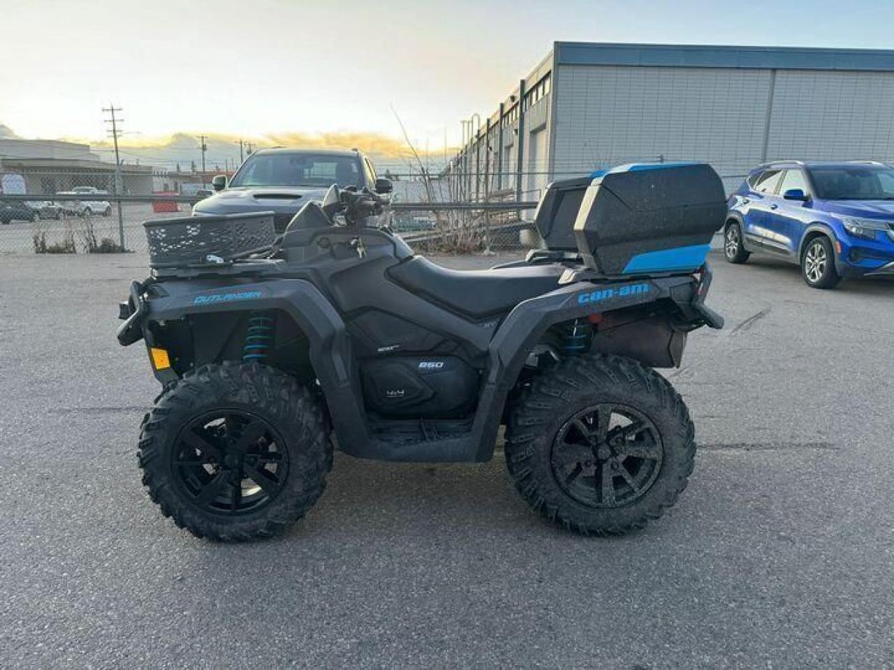 2021 Can-Am Outlander 850 XT $95 B/W - Photo #7