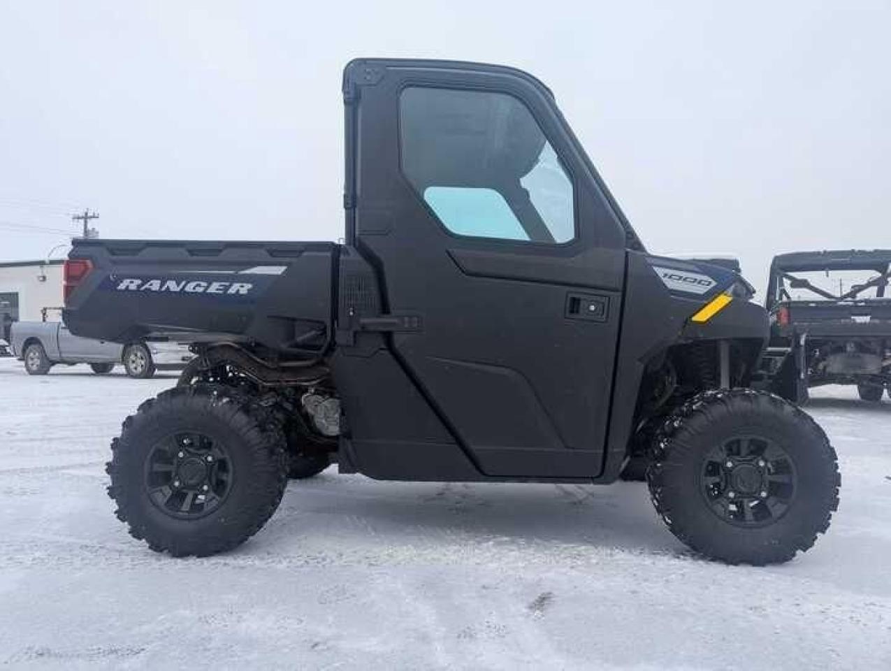 2023 Polaris Ranger 1000 XP EPS $134 B/W - Photo #2