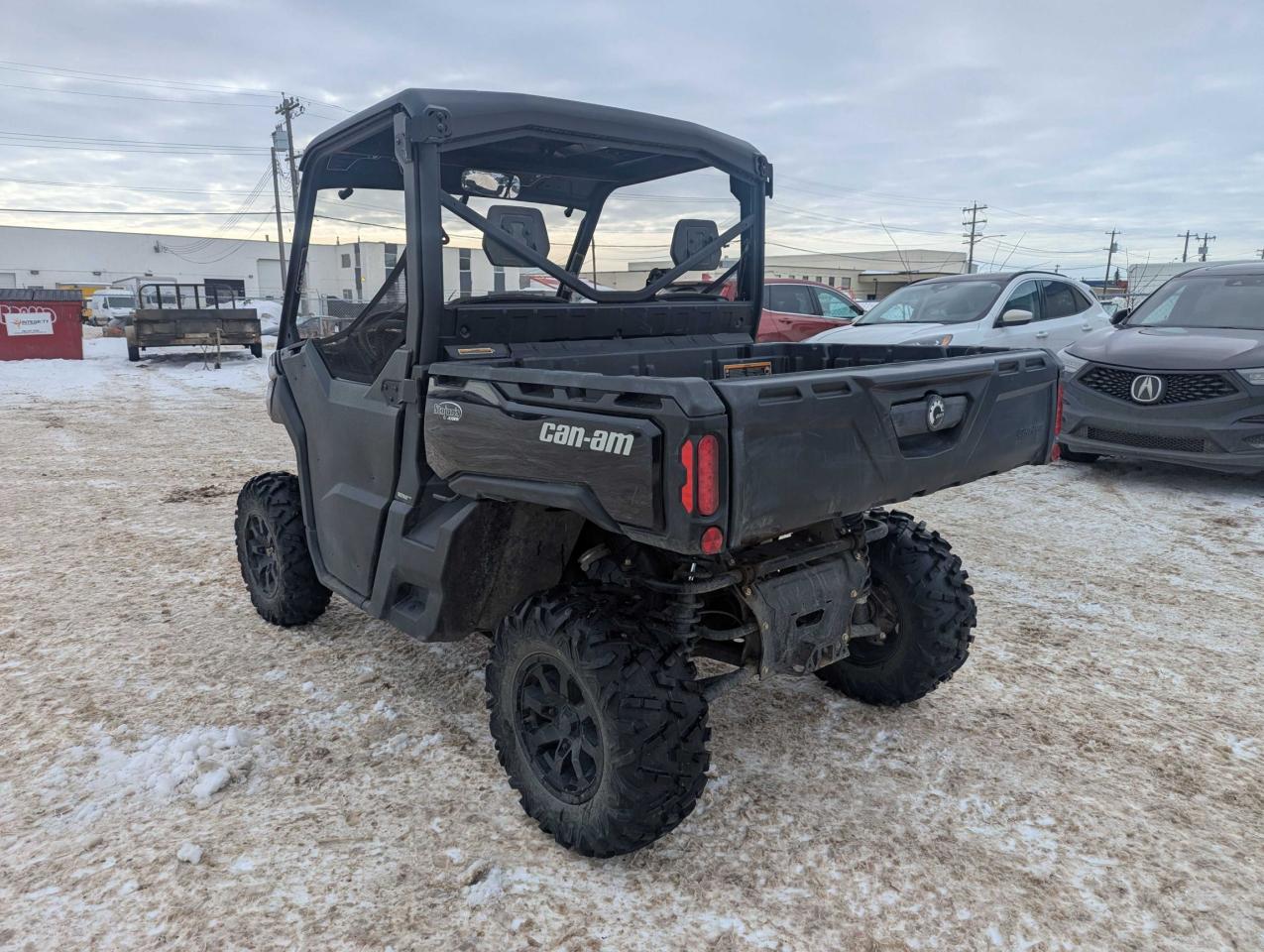 2021 Can-Am Defender HD10 XT $109 B/W - Photo #5