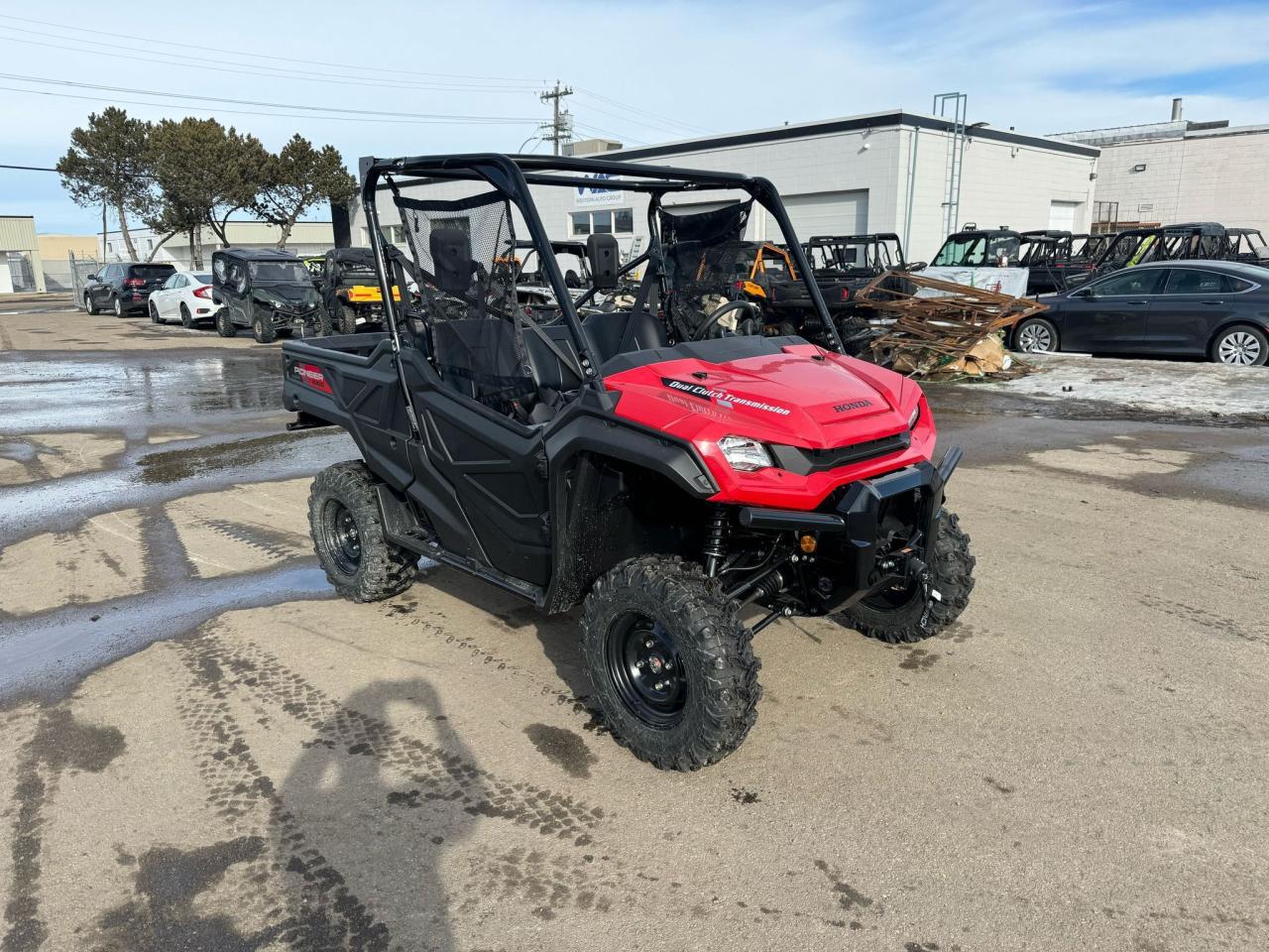 2025 Honda Pioneer 1000 $113 B/W - Photo #3