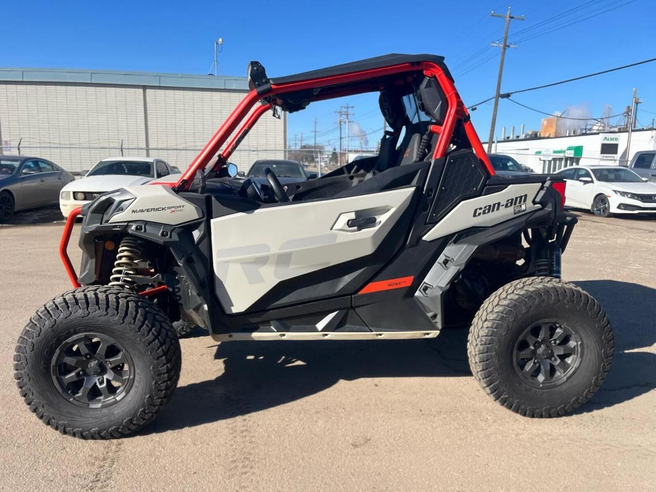 2022 Can-Am MAVERICK 1000 SPORT XRC $127 B/W - Photo #2