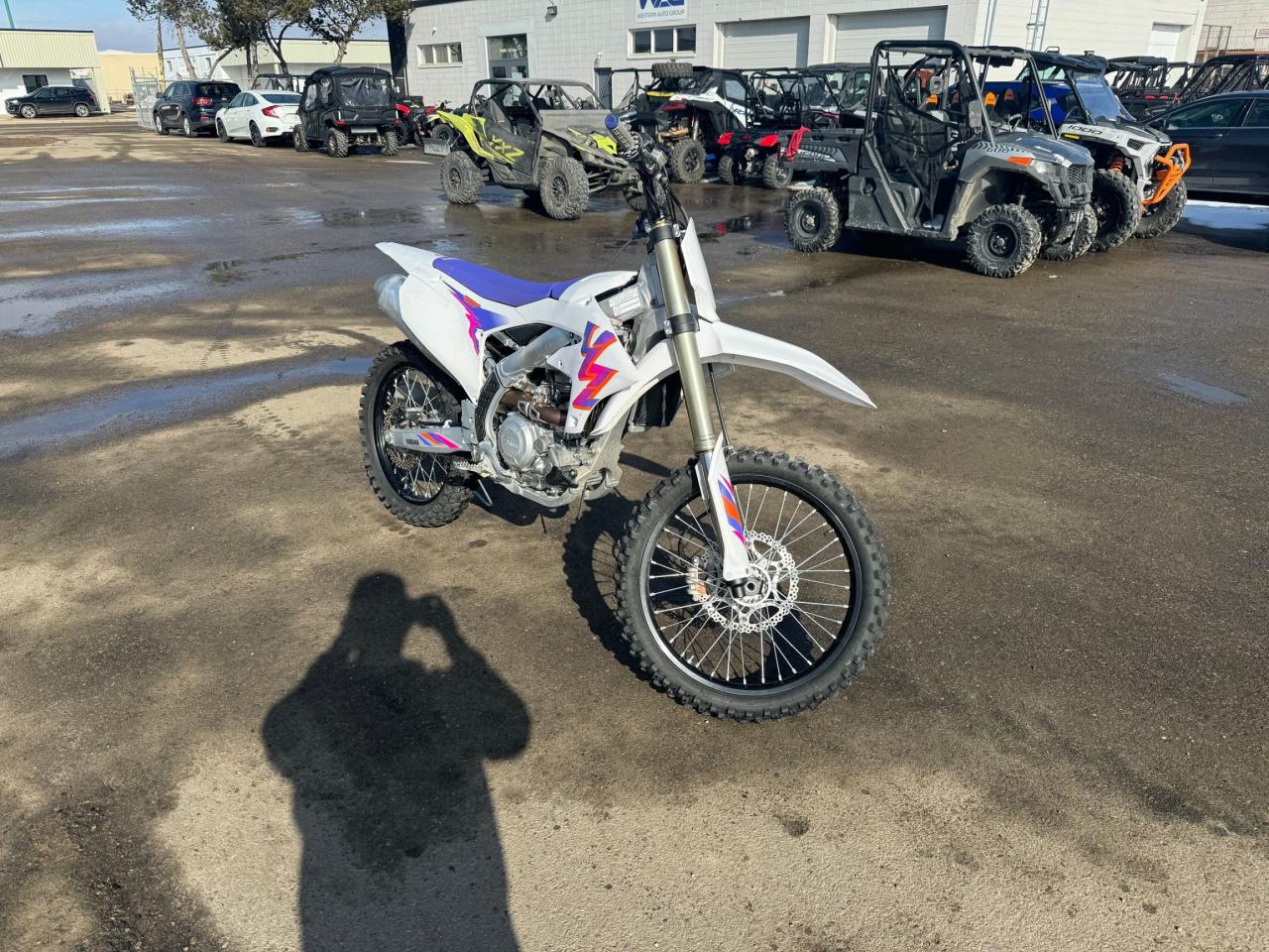 2024 Yamaha YZ450F ANNIVERSARY EDITION $98 B/W - Photo #3