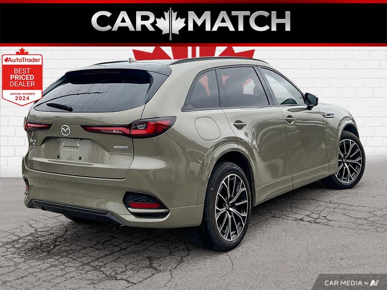 2025 Mazda CX-70 GT / AWD / PANO ROOF / LEATHER / NAV / LOADED - Photo #5