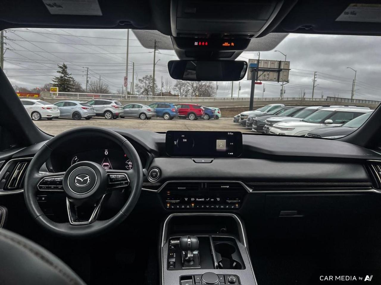 2025 Mazda CX-70 GT / AWD / PANO ROOF / LEATHER / NAV / LOADED - Photo #13