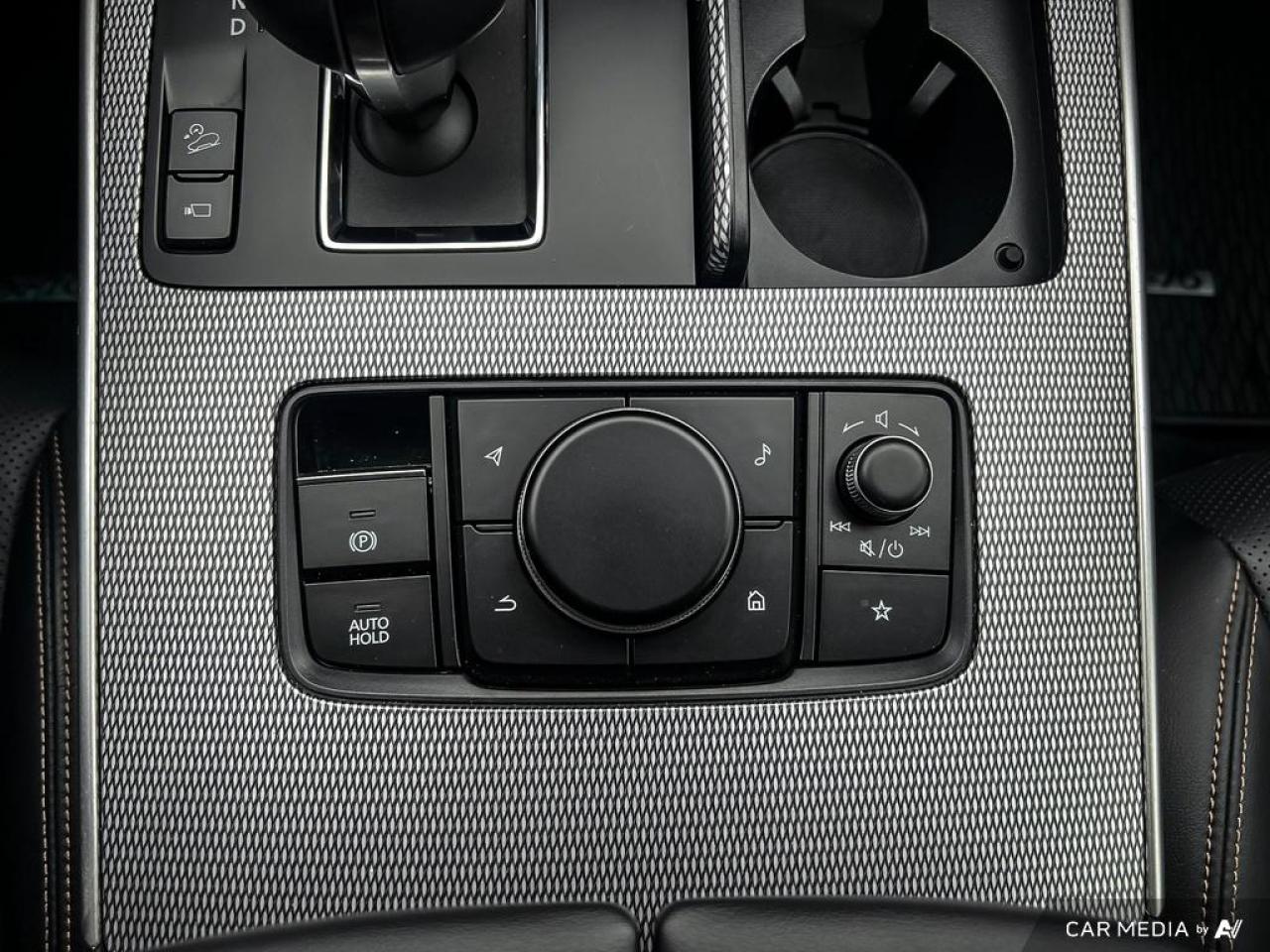 2025 Mazda CX-70 GT / AWD / PANO ROOF / LEATHER / NAV / LOADED - Photo #20