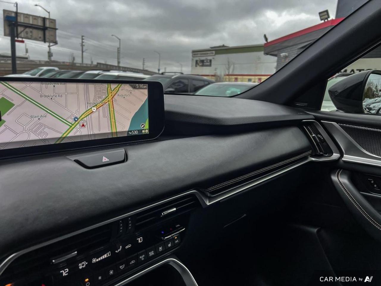 2025 Mazda CX-70 GT / AWD / PANO ROOF / LEATHER / NAV / LOADED - Photo #27