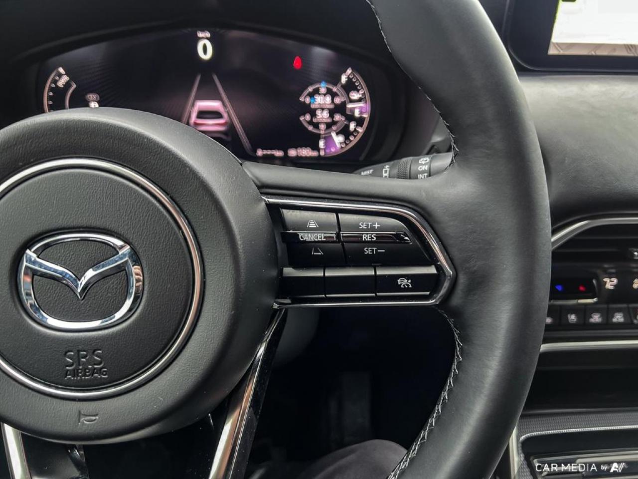 2025 Mazda CX-70 GT / AWD / PANO ROOF / LEATHER / NAV / LOADED - Photo #25