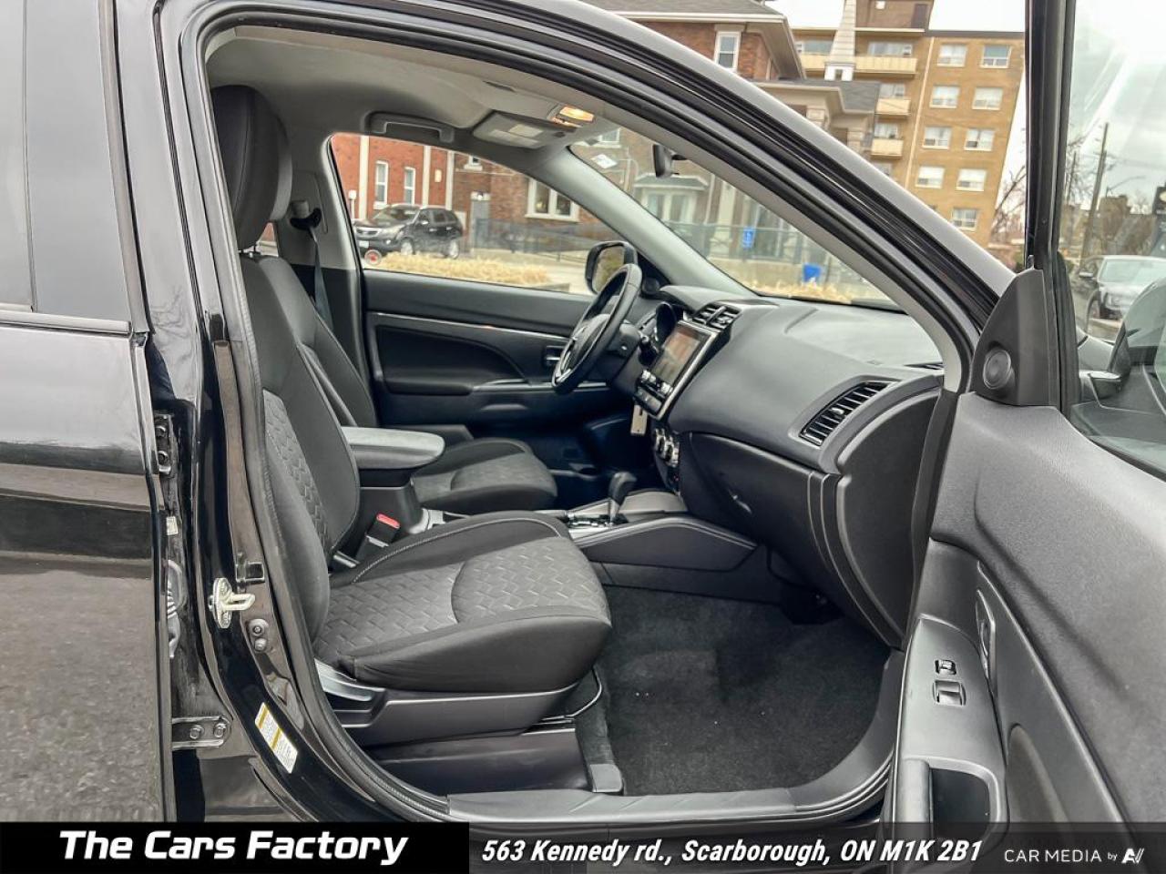 2022 Mitsubishi RVR SE AWC 1-Owner No Accident! - Photo #22