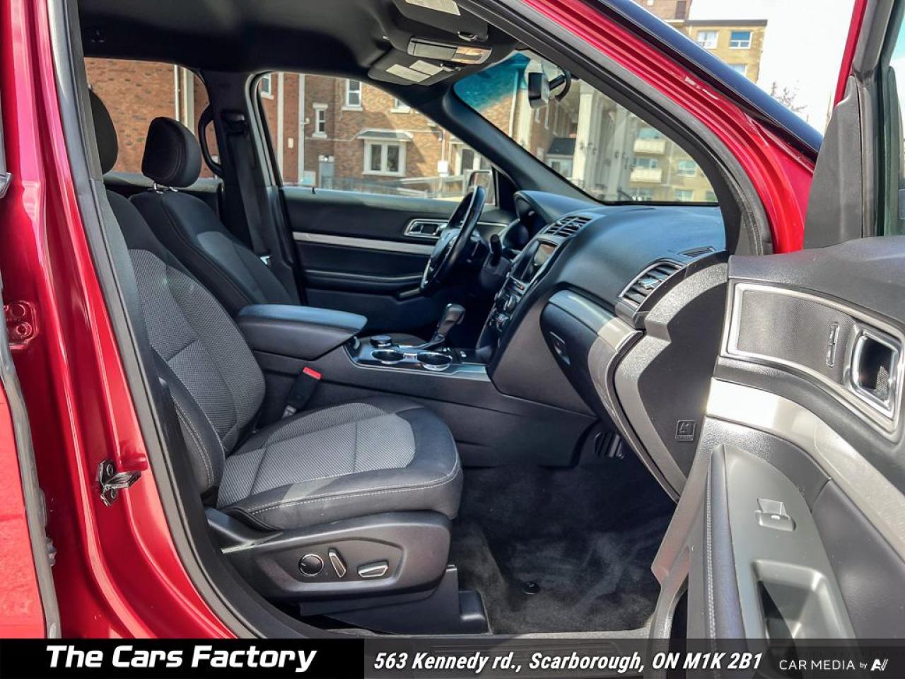 2017 Ford Explorer XLT 4WD Apple Carplay - No Accident! - Photo #22