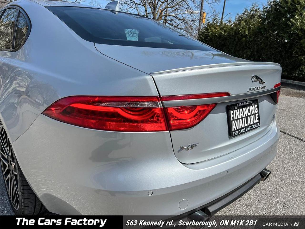 2017 Jaguar XF 35t R-Sport Awd - Photo #11