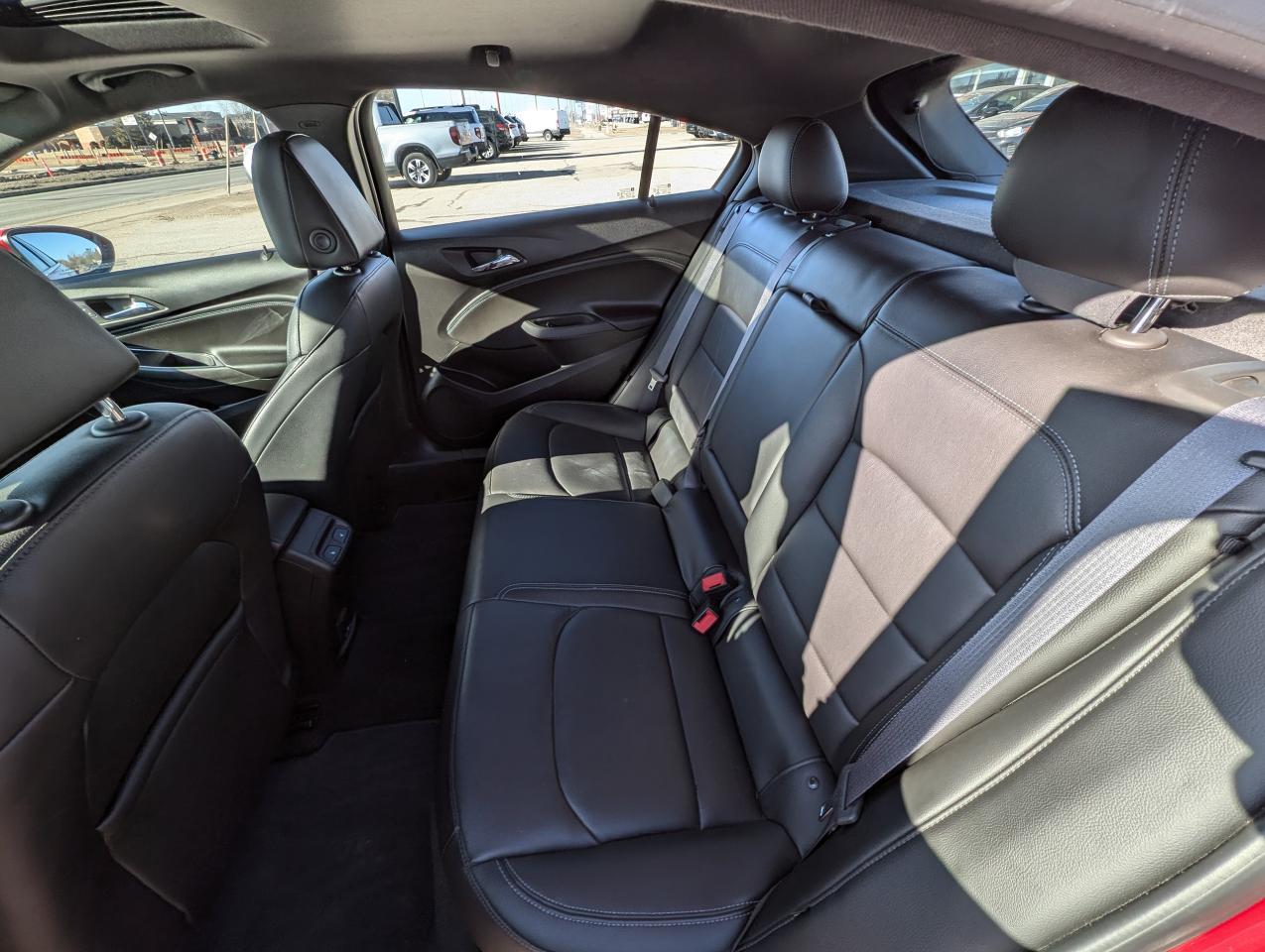 2017 Chevrolet Cruze Premier | One Owner | No accidents | Loaded | - Photo #10