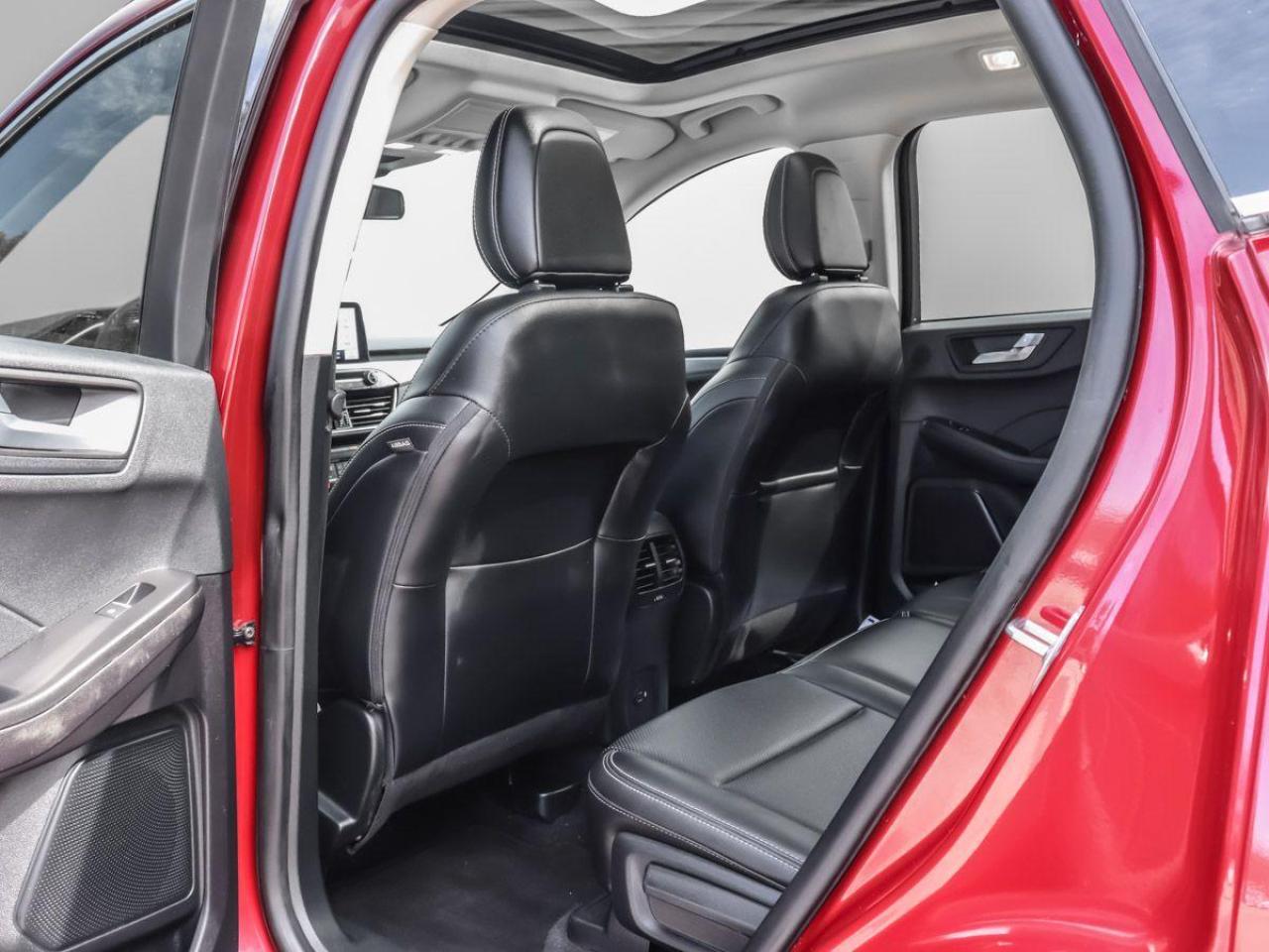 2021 Ford Escape Titanium AWD - Photo #17