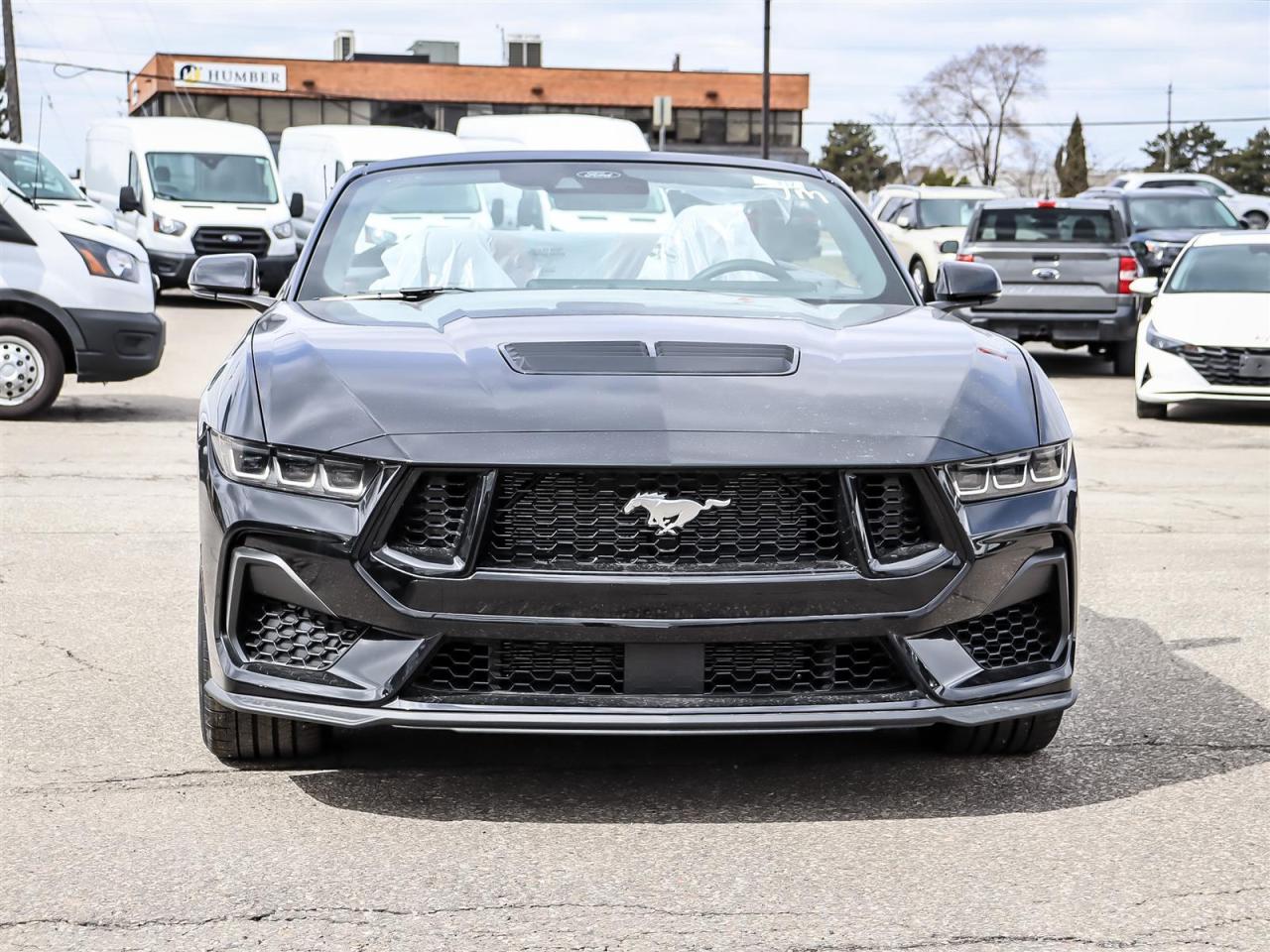 2025 Ford Mustang GT Premium Photo2