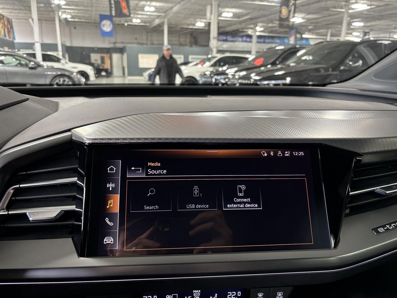 2024 Audi Q4 e-tron QUATTRO|ELECTRIC|LEATHER|PANORAMICROOF|SAFETYTECH| - Photo #26