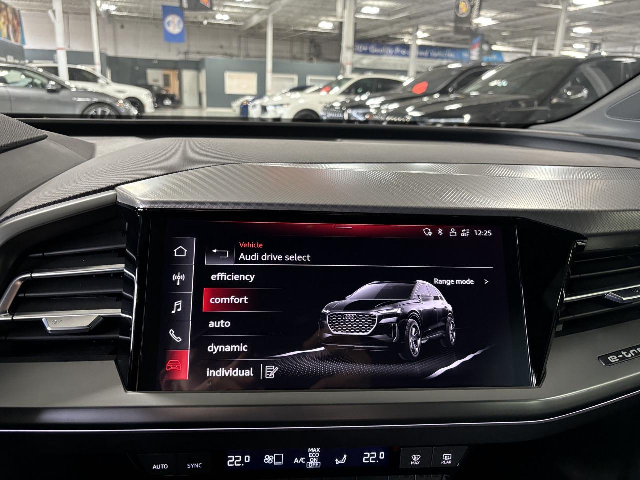 2024 Audi Q4 e-tron QUATTRO|ELECTRIC|LEATHER|PANORAMICROOF|SAFETYTECH| - Photo #29