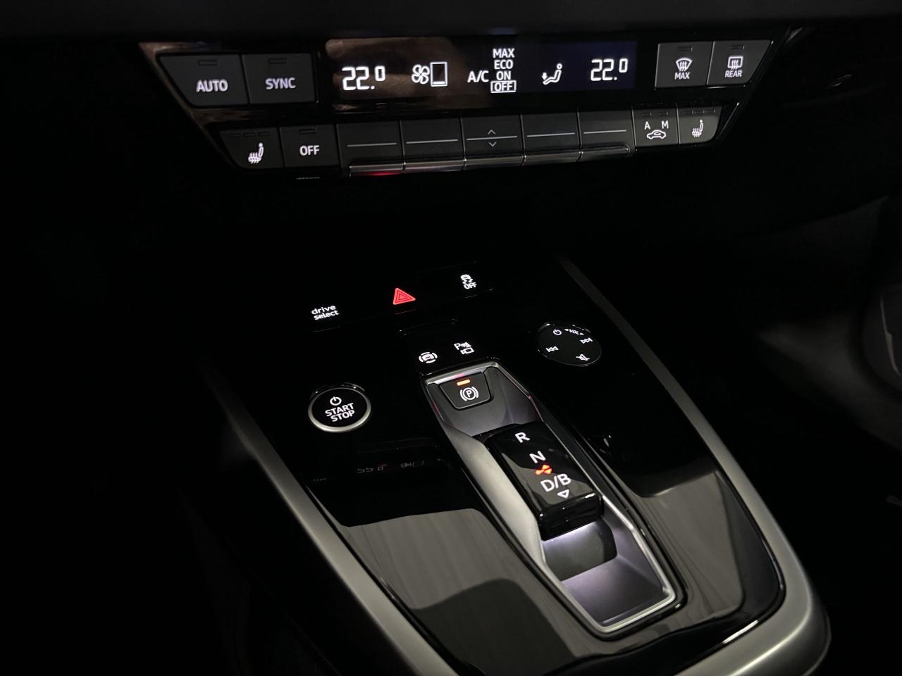 2024 Audi Q4 e-tron QUATTRO|ELECTRIC|LEATHER|PANORAMICROOF|SAFETYTECH| - Photo #37