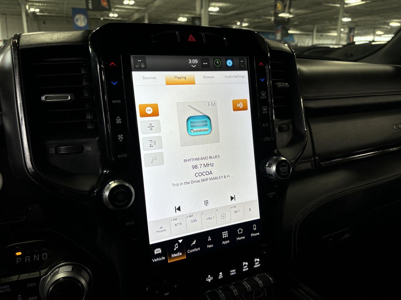 2022 RAM 1500 Limited|4X4|V8HEMI|CREW|NAV|ALPINEAUDIO|WOOD|LED|+ - Photo #29