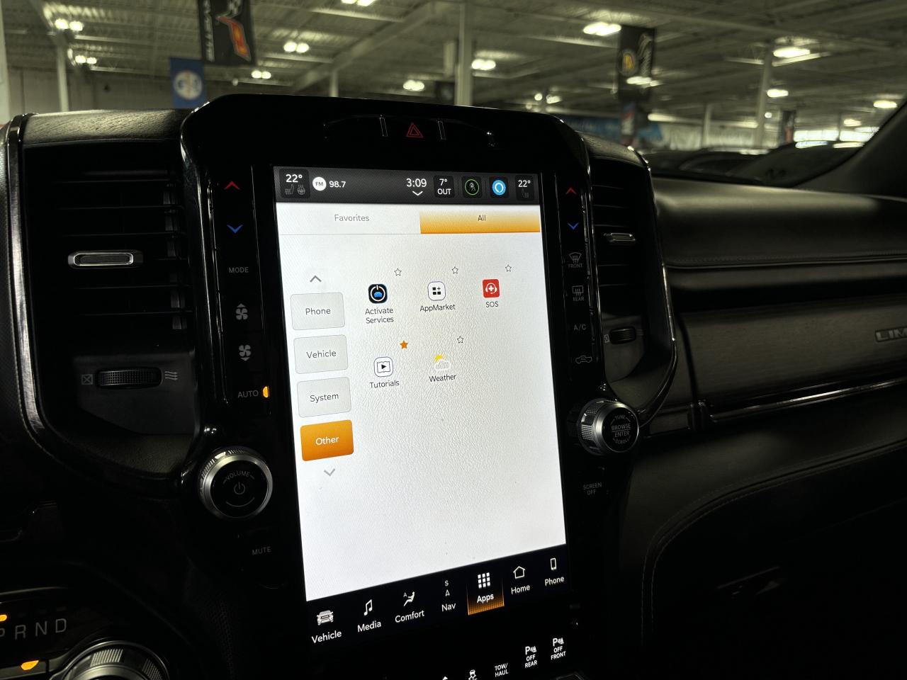 2022 RAM 1500 Limited|4X4|V8HEMI|CREW|NAV|ALPINEAUDIO|WOOD|LED|+ - Photo #37