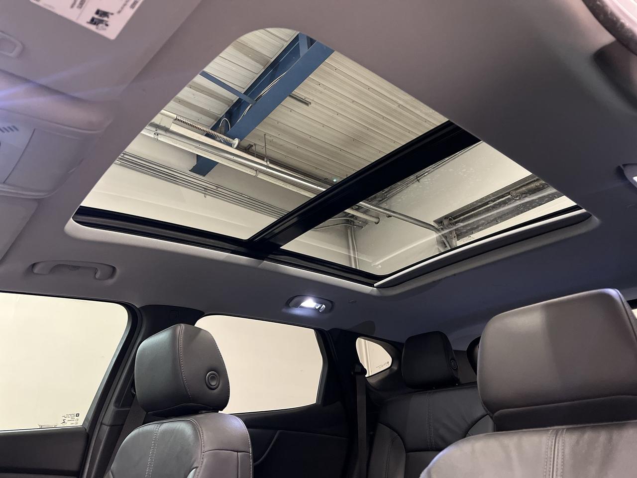 2019 Chevrolet Blazer TRUE NORTH AWD | 3.6L V6 | HTD LEATHER | PANO ROOF Photo