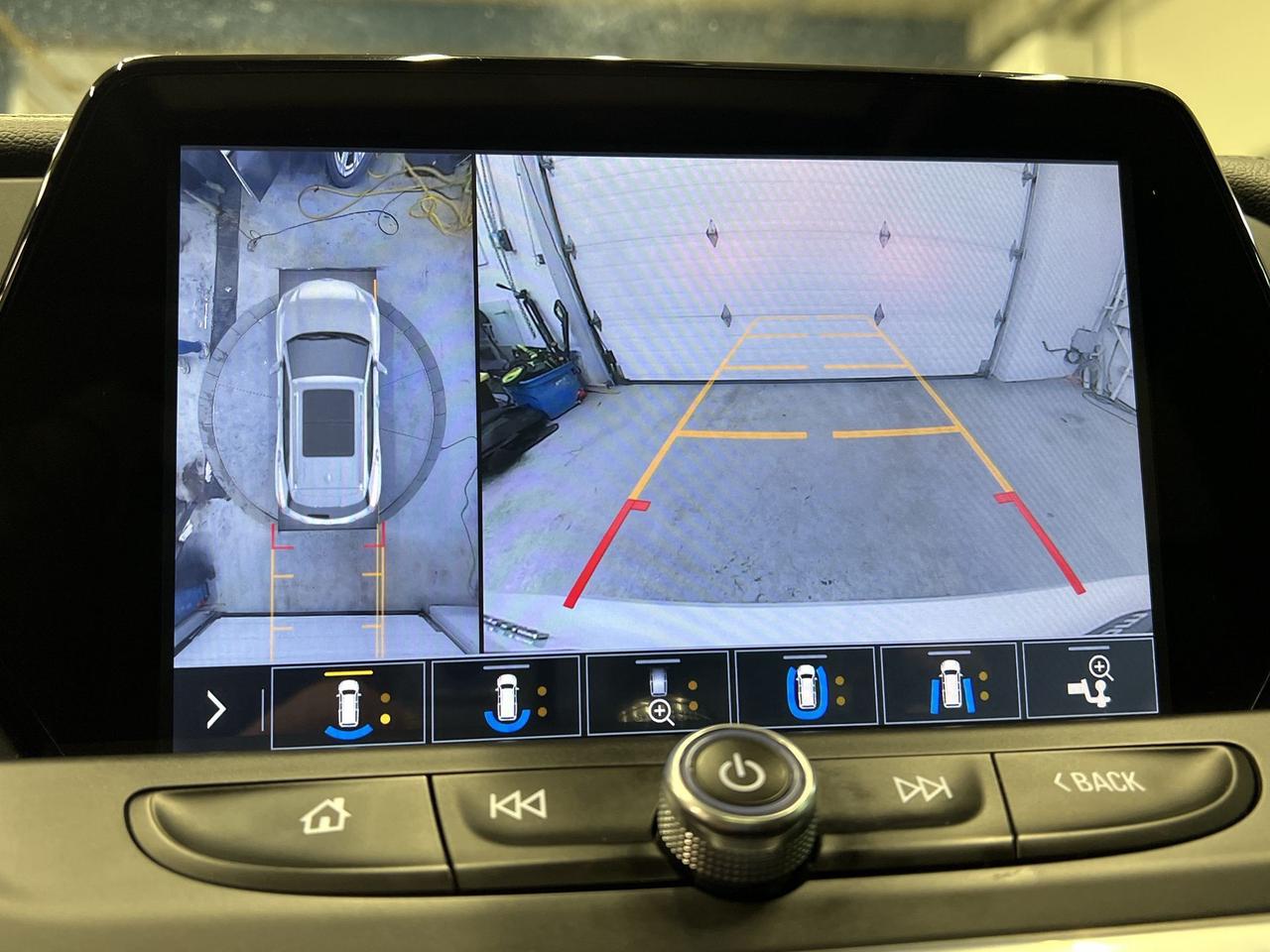 2019 Chevrolet Blazer TRUE NORTH AWD | 3.6L V6 | HTD LEATHER | PANO ROOF Photo