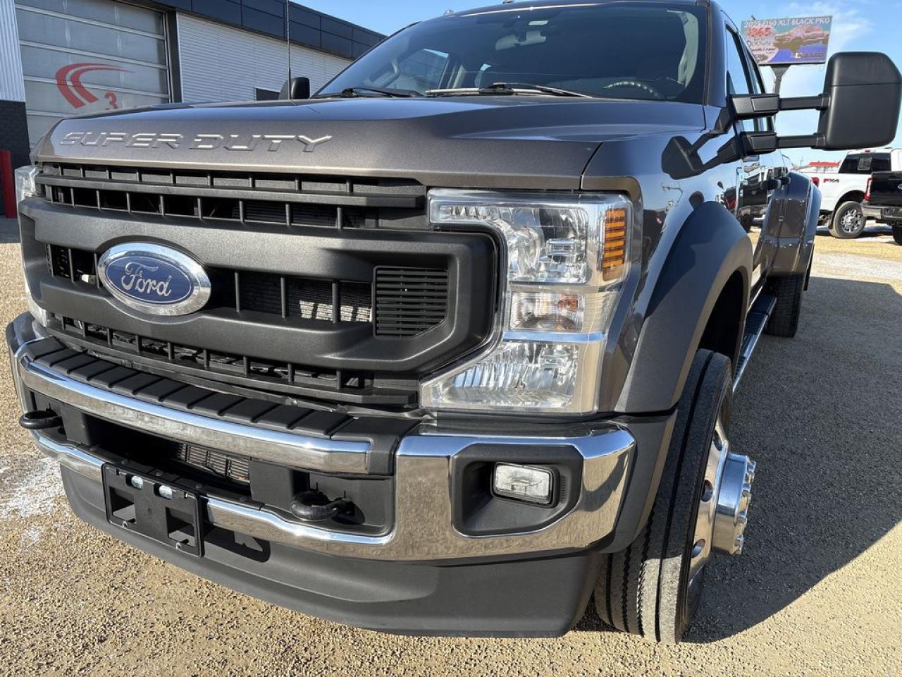 2022 Ford F-450 Super Duty DRW XL Photo5