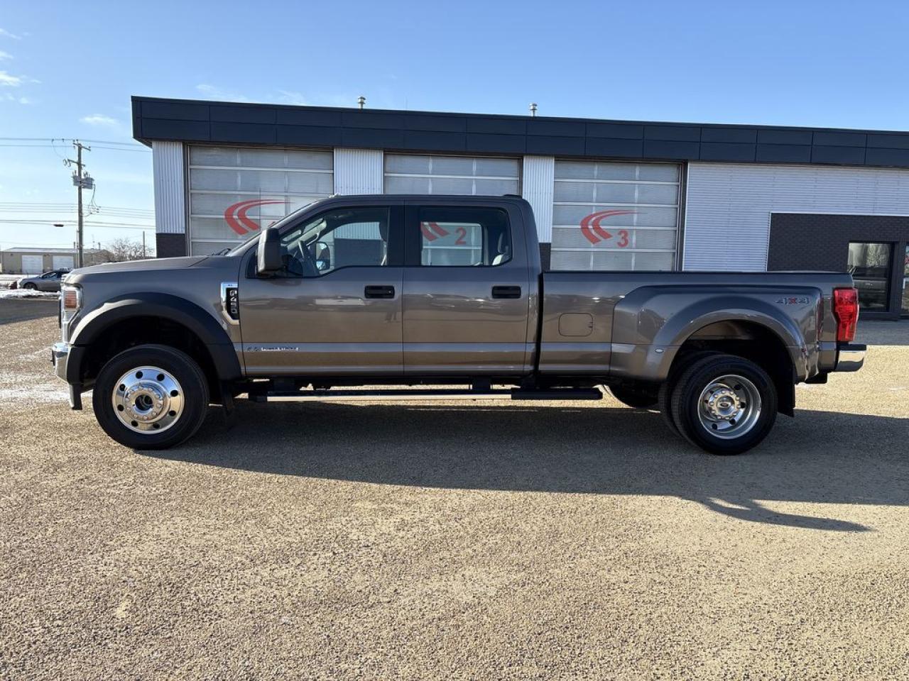 2022 Ford F-450 Super Duty DRW XL Photo5