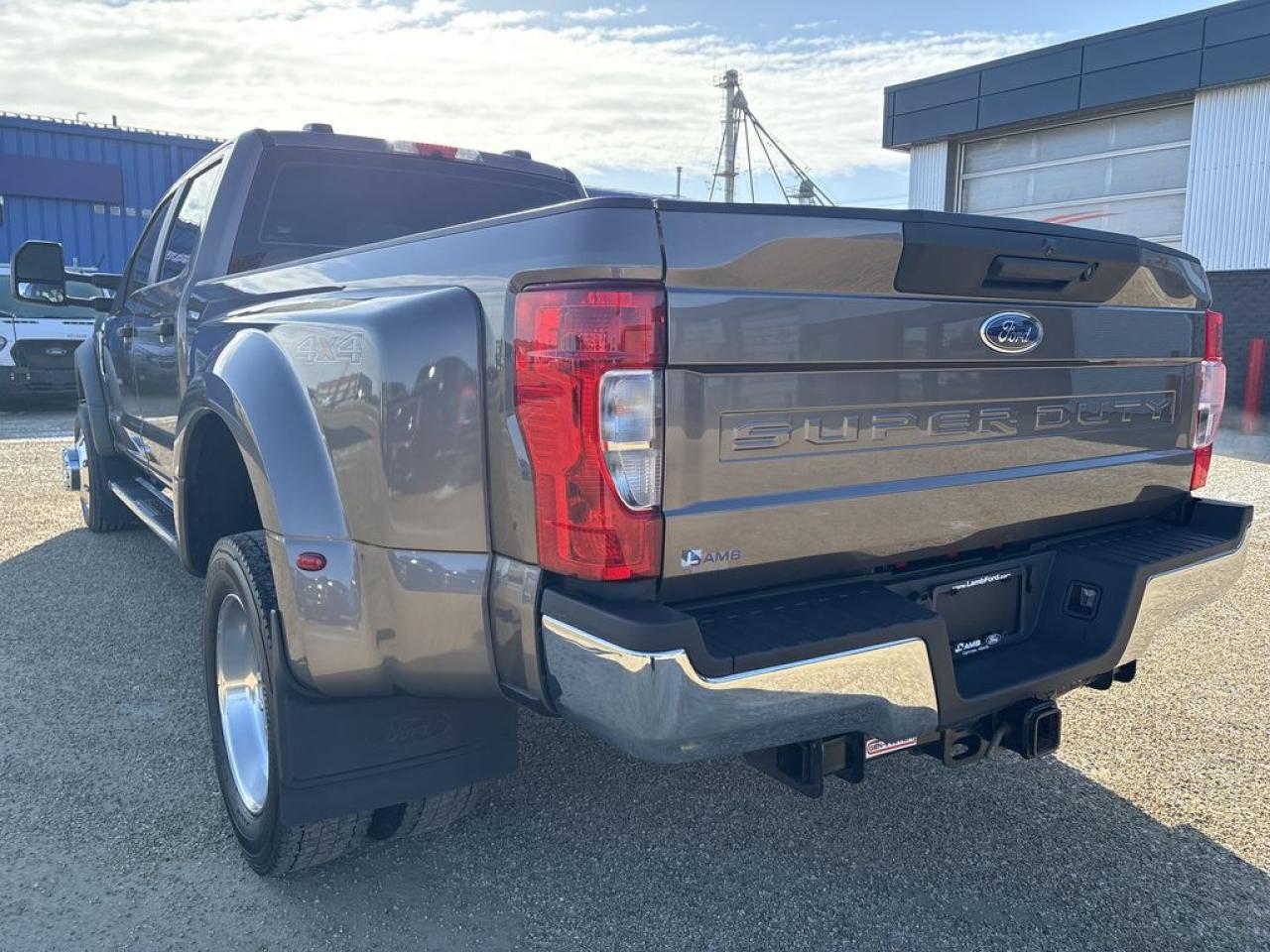 2022 Ford F-450 Super Duty DRW XL Photo5