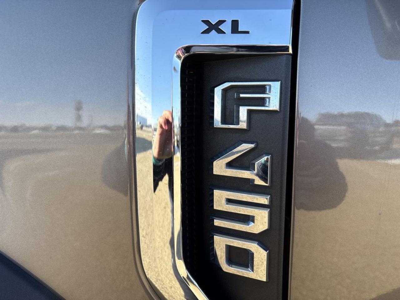 2022 Ford F-450 Super Duty DRW XL Photo5
